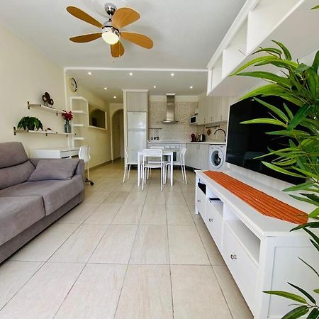 Cozy Seaside Apartment 215 In Parque Santiago 2 Playa de las Americas  Exterior photo