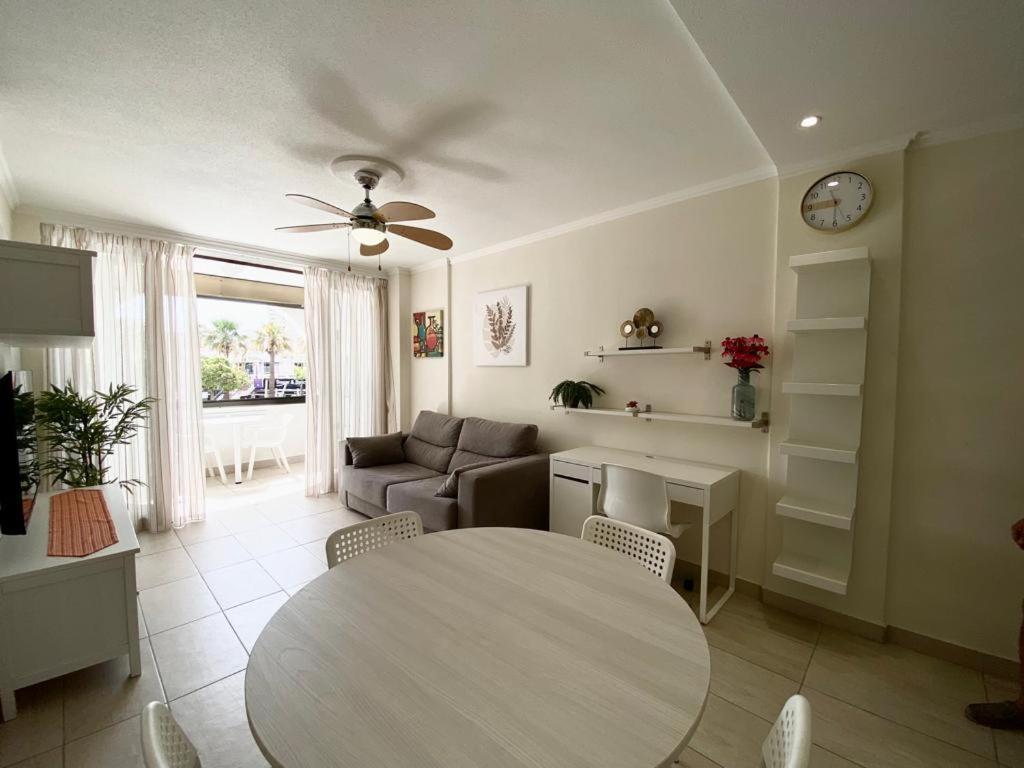 Cozy Seaside Apartment 215 In Parque Santiago 2 Playa de las Americas  Exterior photo
